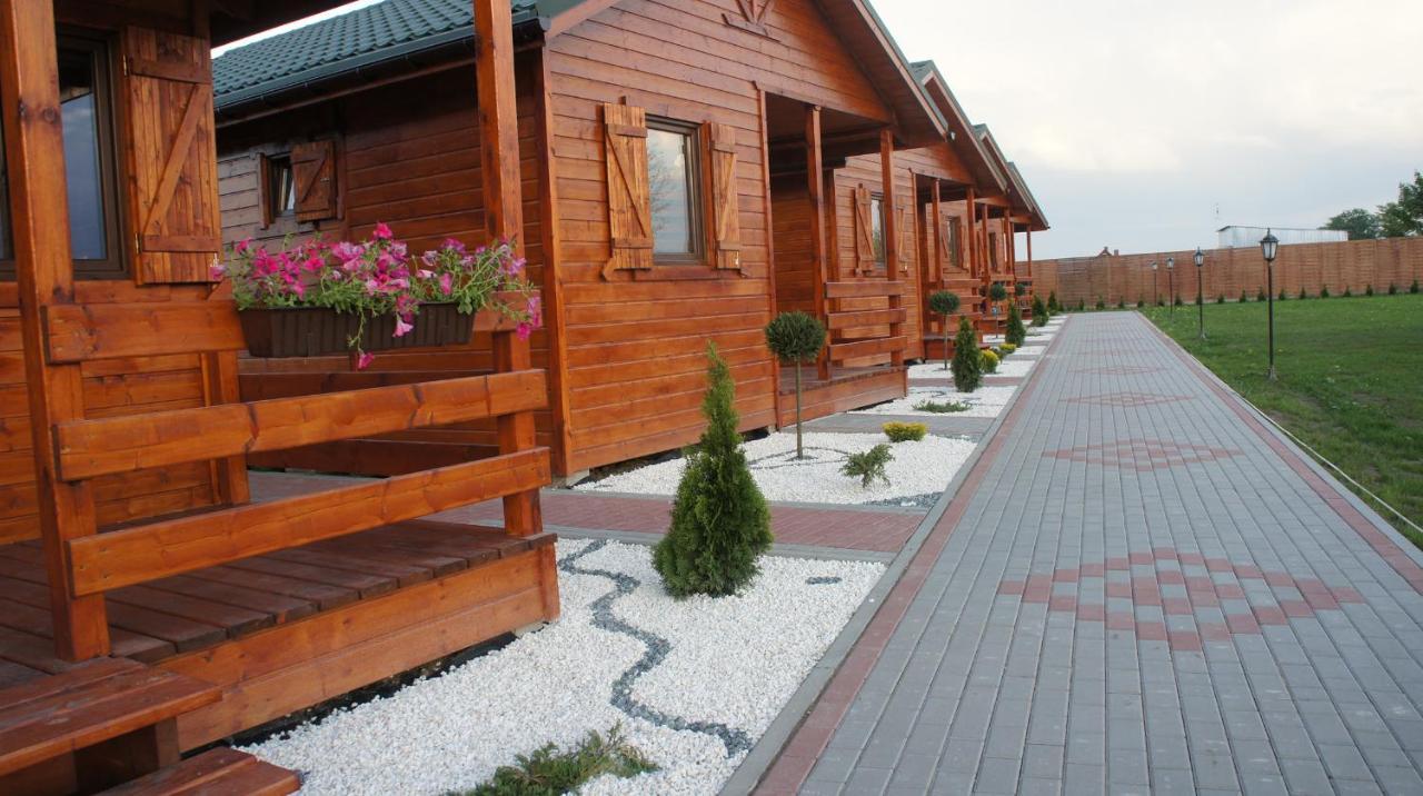 Sun Holiday Jezierzany Exterior foto